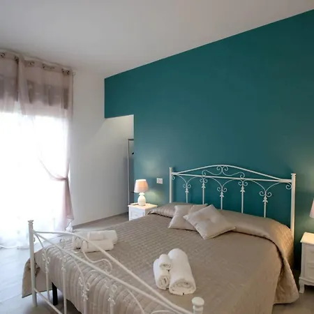 Holiday Ex Strada Statale Per Putignano *