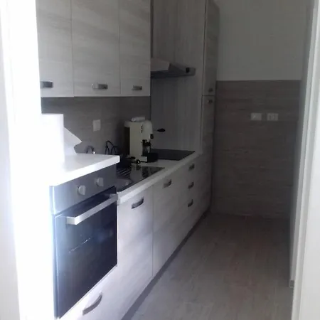 Holiday Ex Strada Statale Per Putignano * نوتشي
